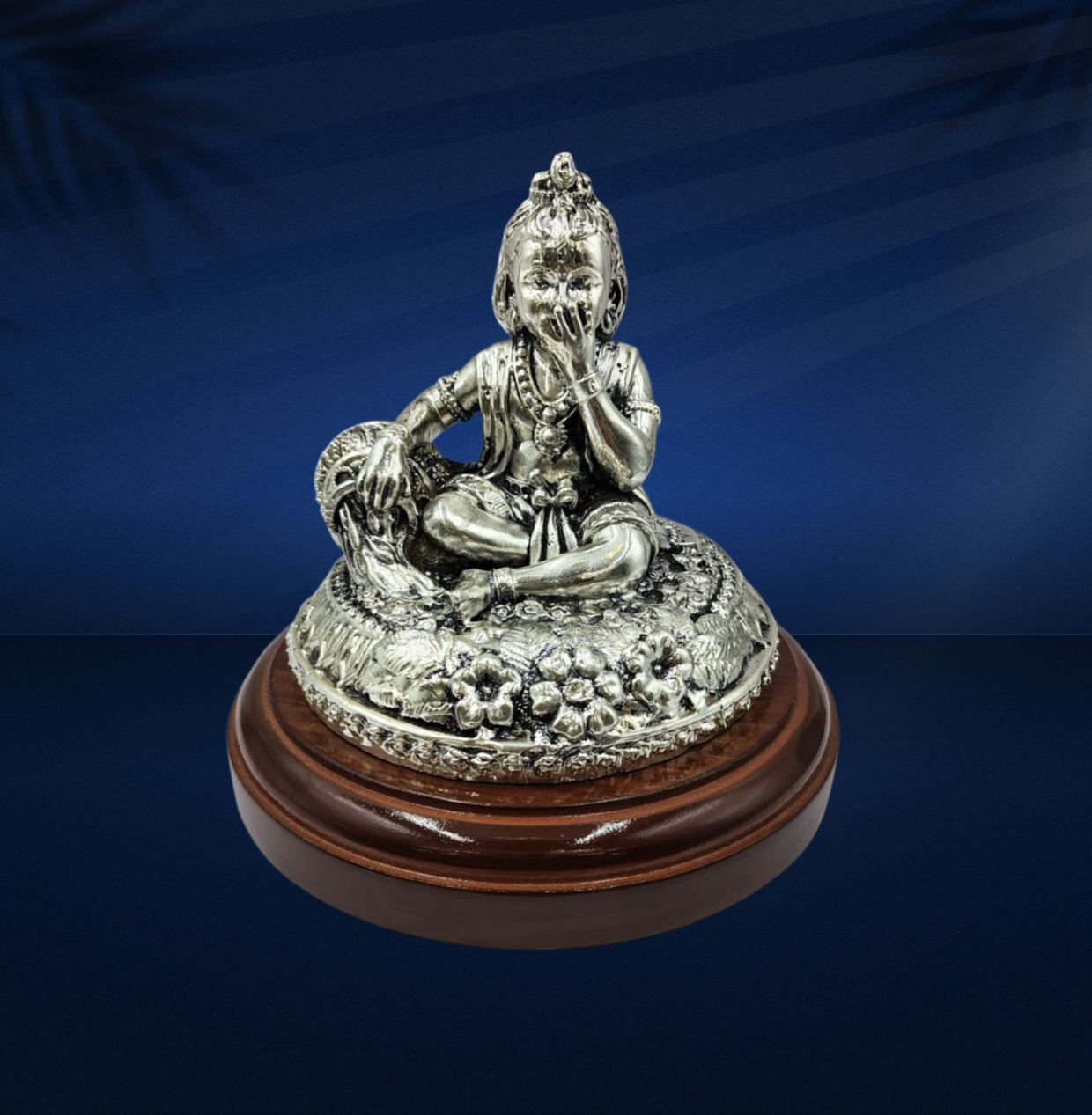 Laddu Gopal #2 (6.5×6)