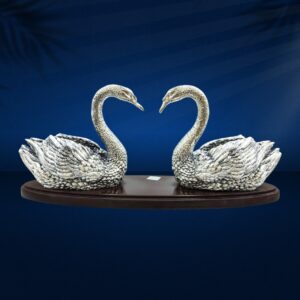 Swan pair with base (6.5×15.5)