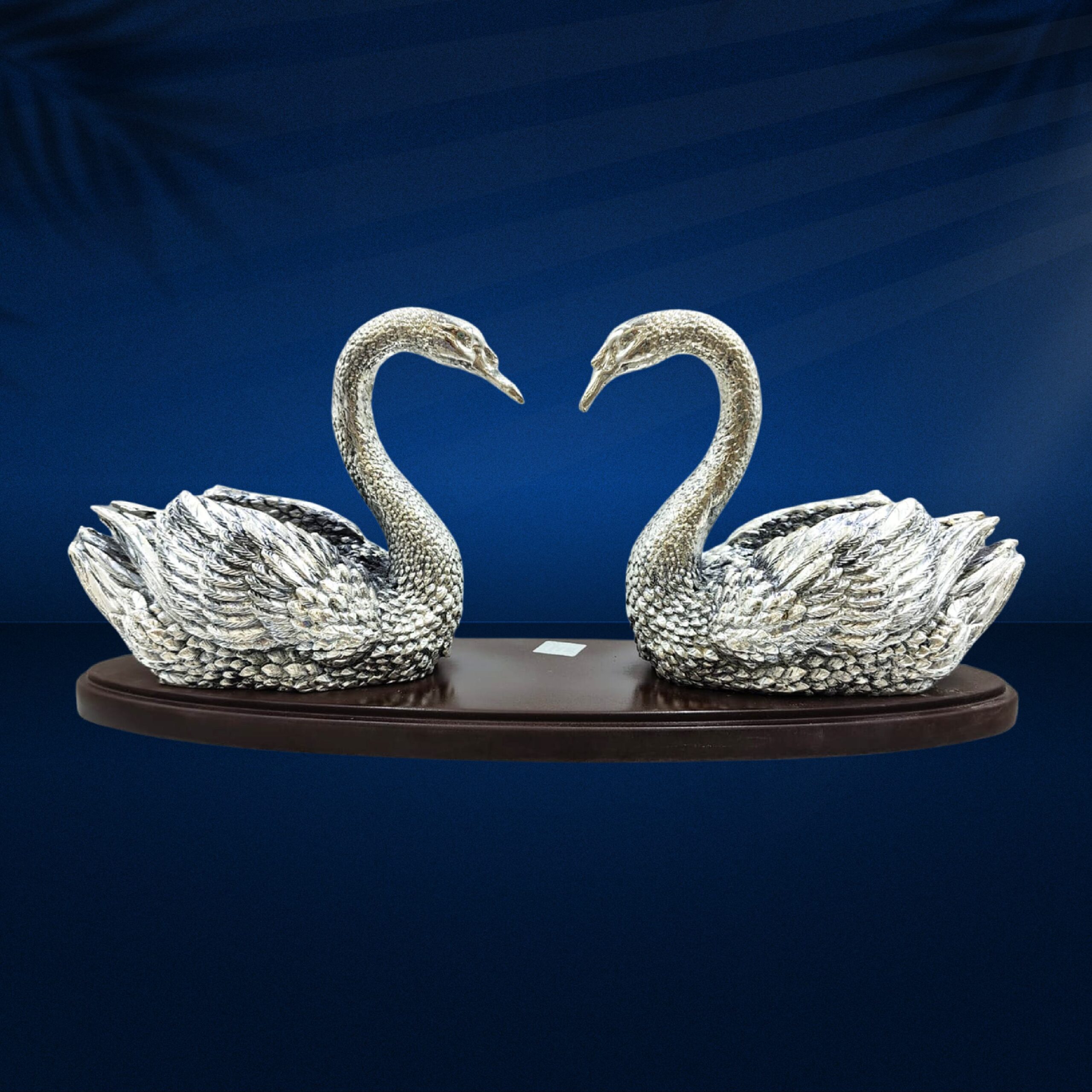 Swan pair with base (6.5×15.5)